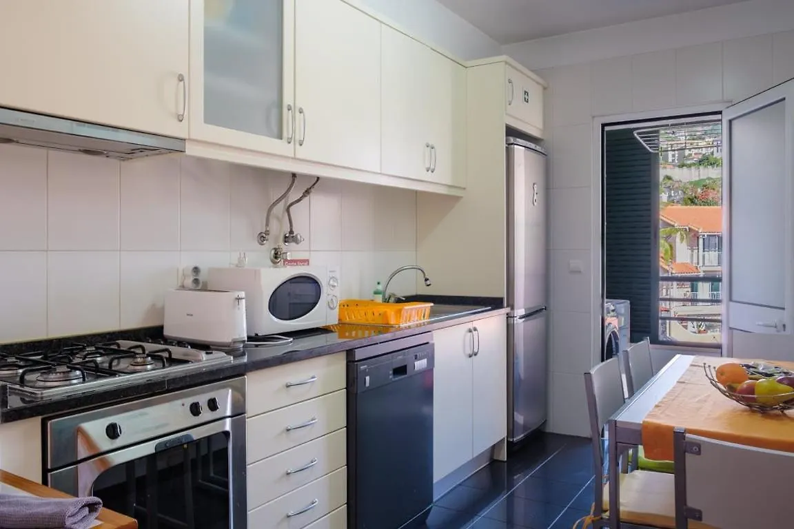 Апартаменты Vista Mar - Modern Sea Views In Canico De Baixo Португалия